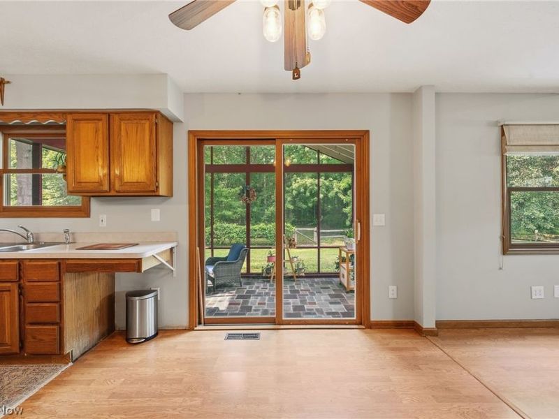 34452 Heatherwood Avenue, Avon, OH 44011 Photo 12