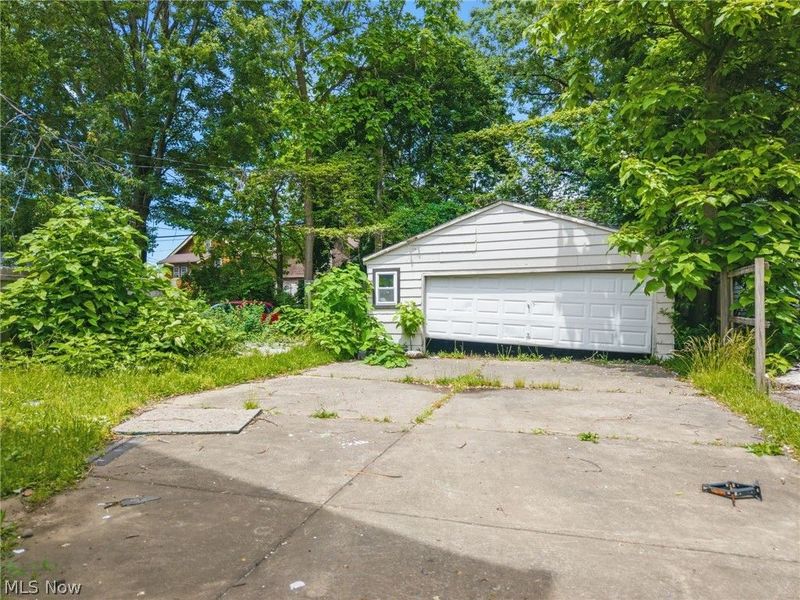13511 Kelso Avenue, Cleveland, OH 44110 Photo 18