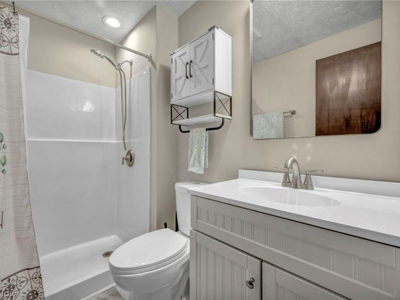 5872 Emerald Street, North Ridgeville, OH 44039 Photo 13