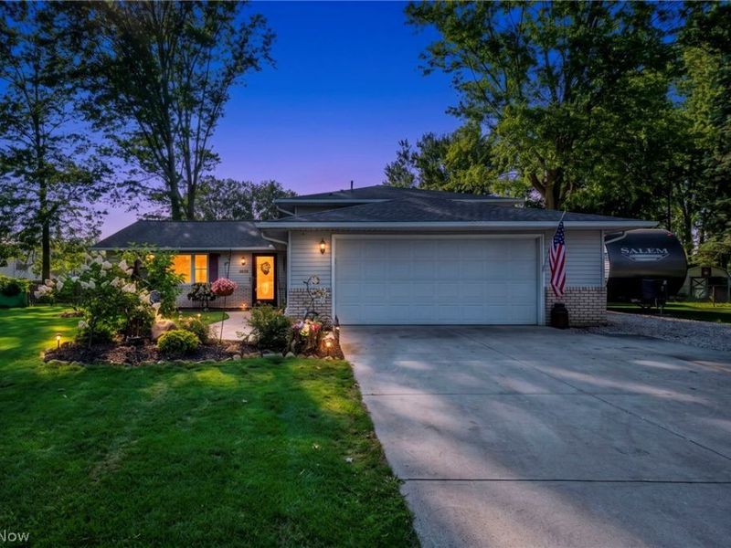 5872 Emerald Street, North Ridgeville, OH 44039 Photo 2
