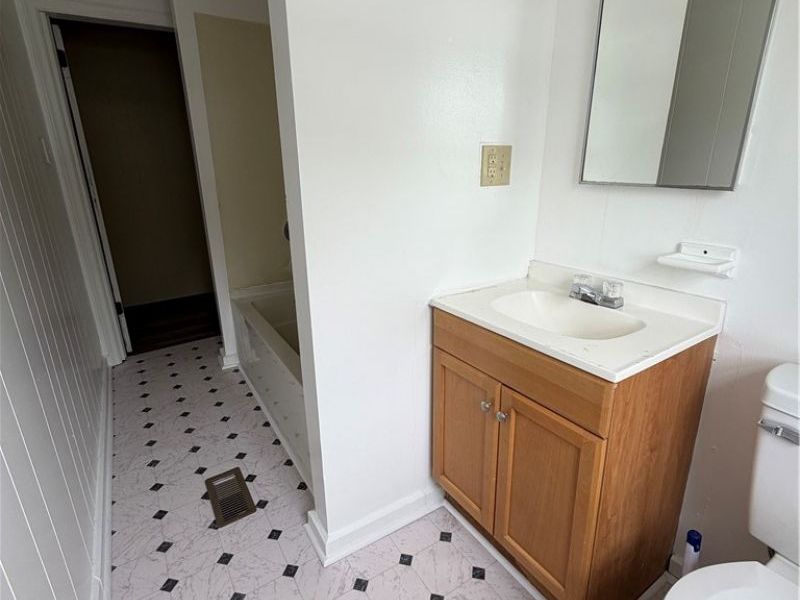 1311 Bristol Street, Zanesville, OH 43701 Photo 7