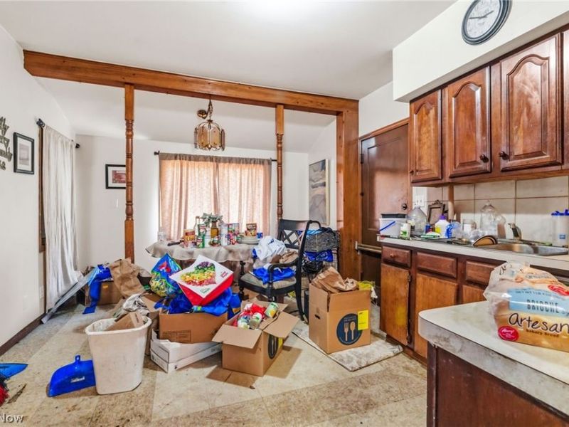7207 Deveny Avenue, Cleveland, OH 44105 Photo 10