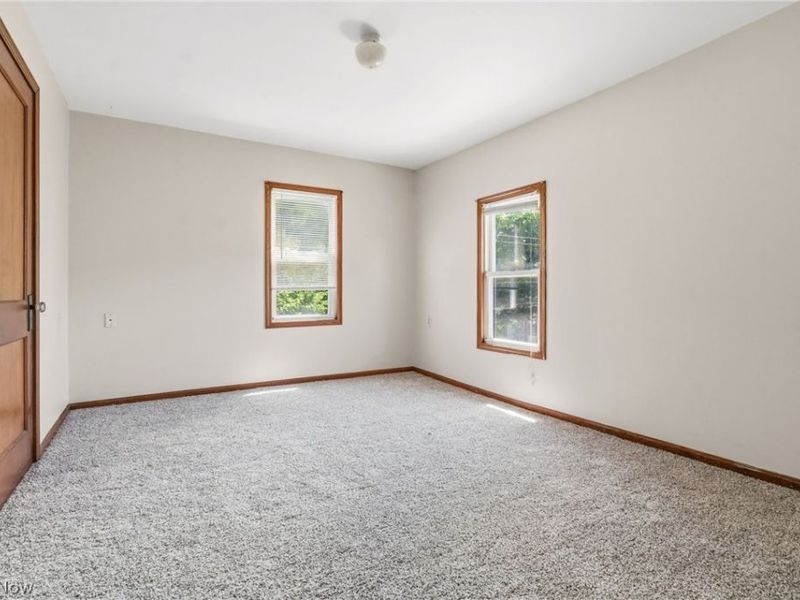 7207 Deveny Avenue, Cleveland, OH 44105 Photo 12