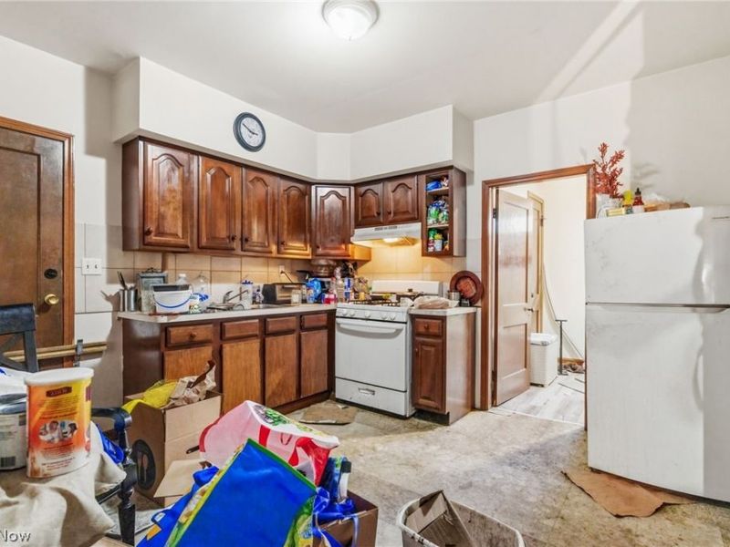 7207 Deveny Avenue, Cleveland, OH 44105 Photo 9