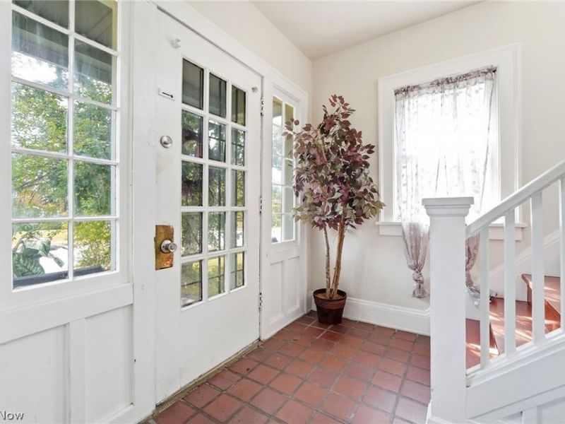 17411 Chagrin Boulevard, Shaker Heights, OH 44120 Photo 5