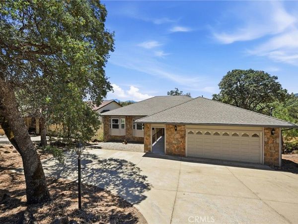 18649 Deer Hill, Hidden Valley Lake, CA 95467