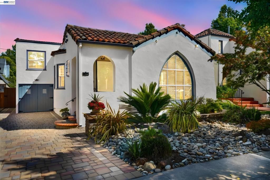 1820 Yale Dr, Alameda, CA 94501 Main Photo
