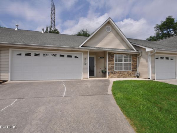 6309 Sky Song , Knoxville, TN 37914
