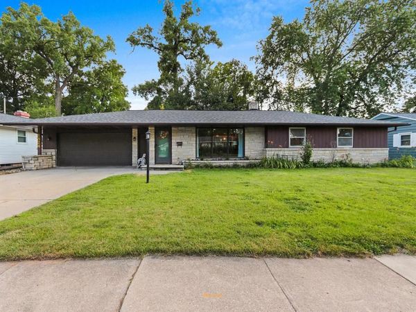 1824 FIESTA LANE, Green Bay, WI 54302