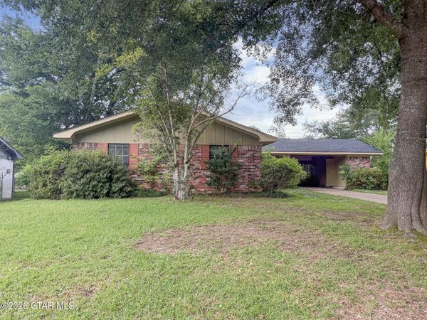 428 Springdale Drive, Columbus, MS 39702