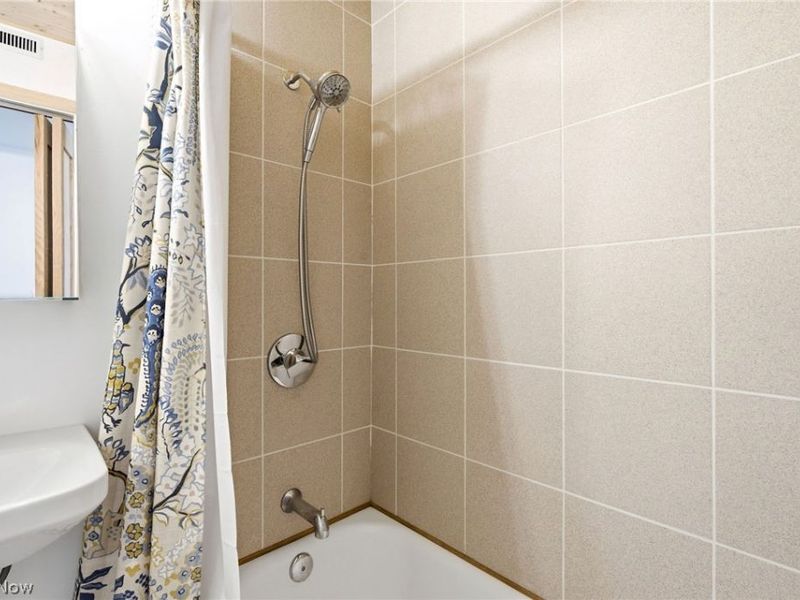 12029 Clifton Boulevard, Unit 503, Lakewood, OH 44107 Photo 32