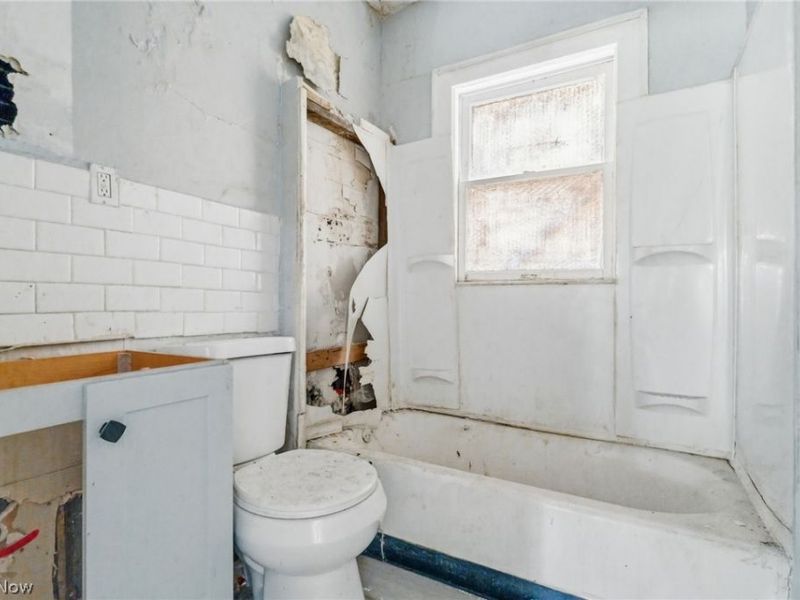 1256 E 60th Street, Cleveland, OH 44103 Photo 11