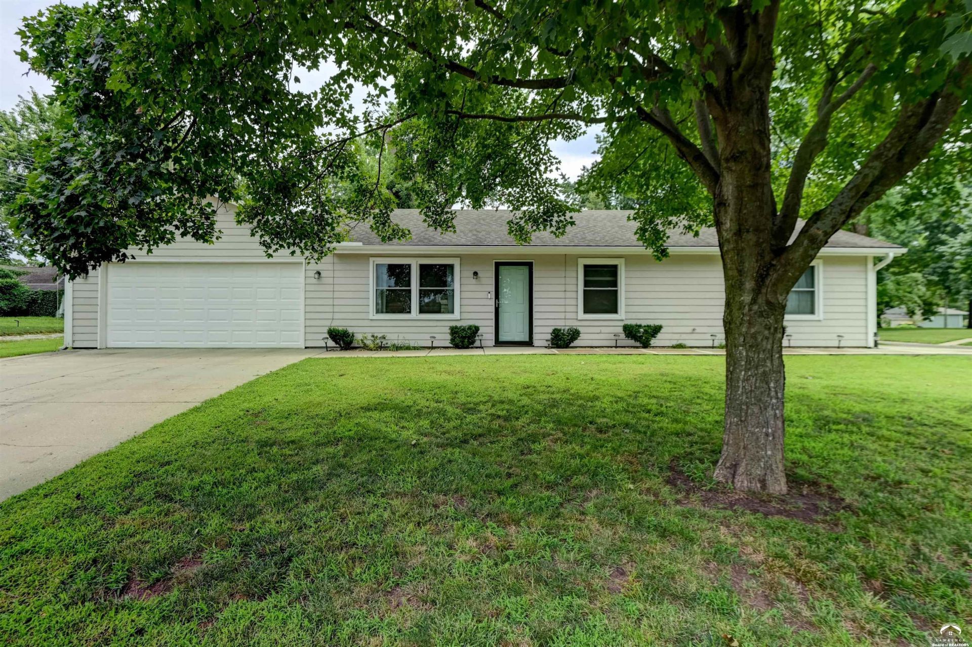 902 Birch Street, Eudora, KS 66025 Main Photo