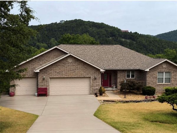 58 Bandy Drive, Holiday Island, AR 72631