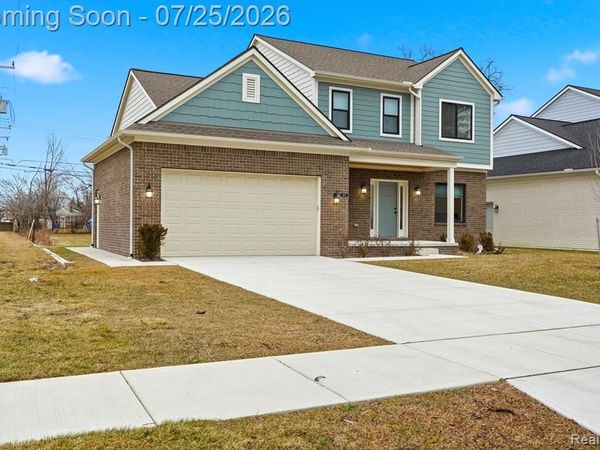 8117 Vermont Avenue, Warren, MI 48093