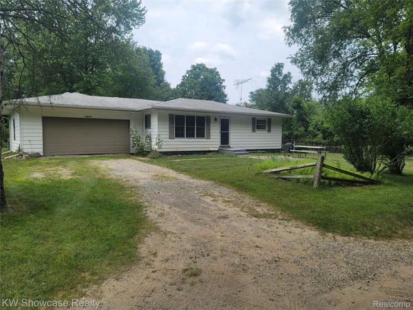 8835 Long Lane, Independence Township, Mi 48348