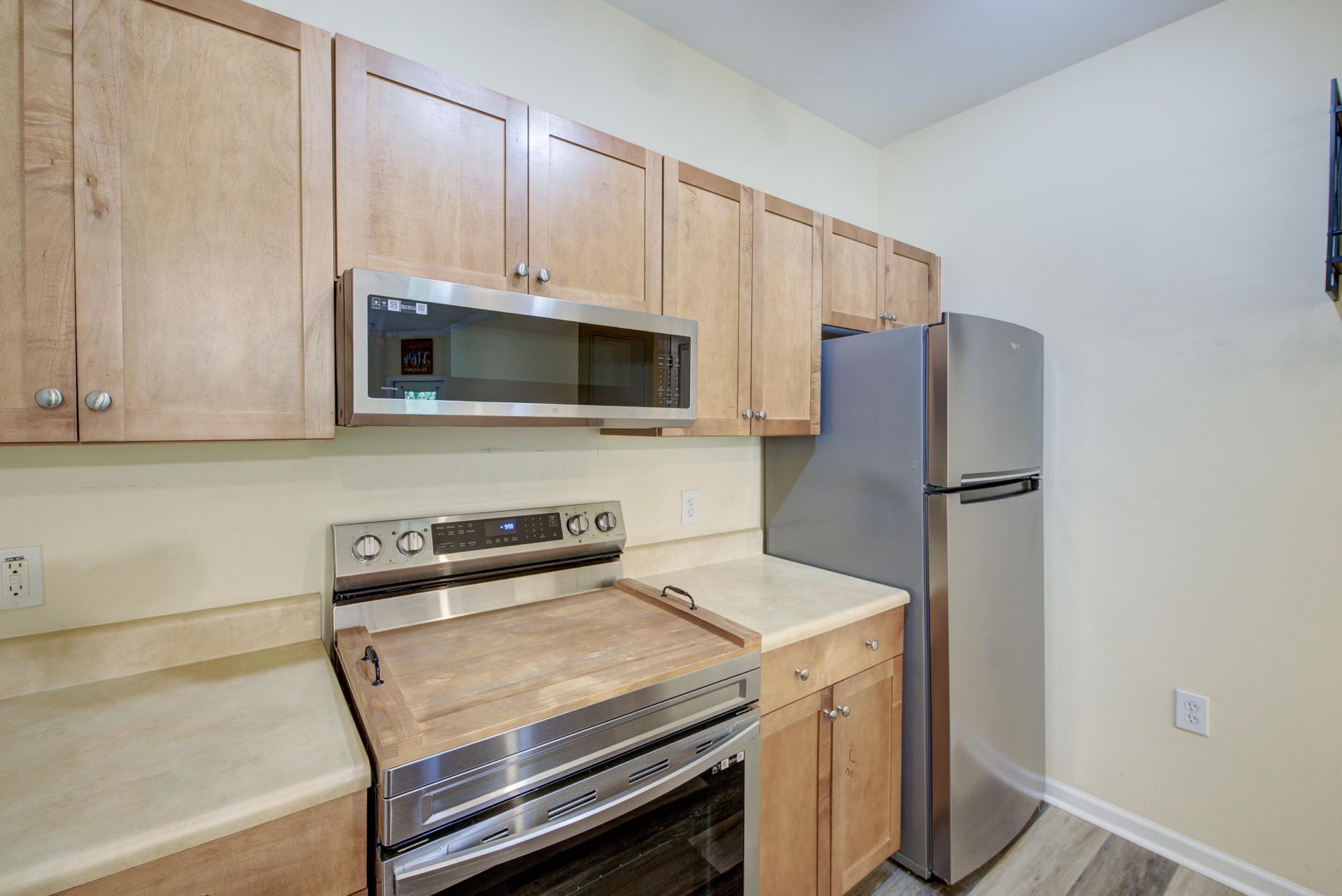 400 Bucksley Lane Photo 12