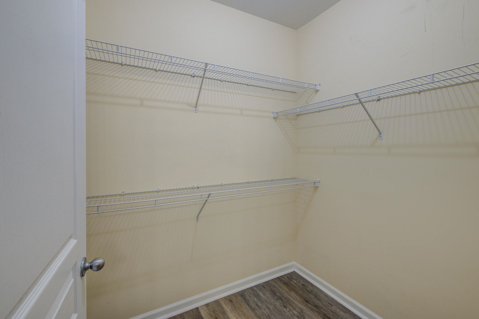 400 Bucksley Lane Photo 17