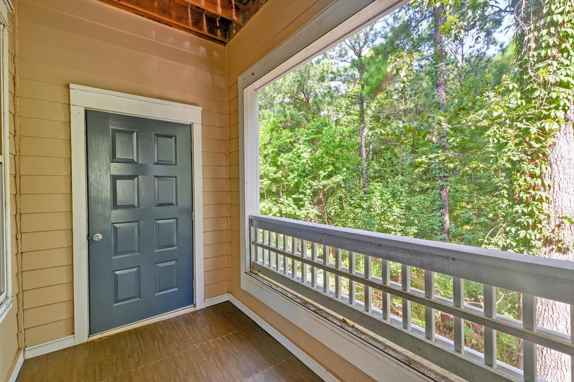 400 Bucksley Lane Photo 20