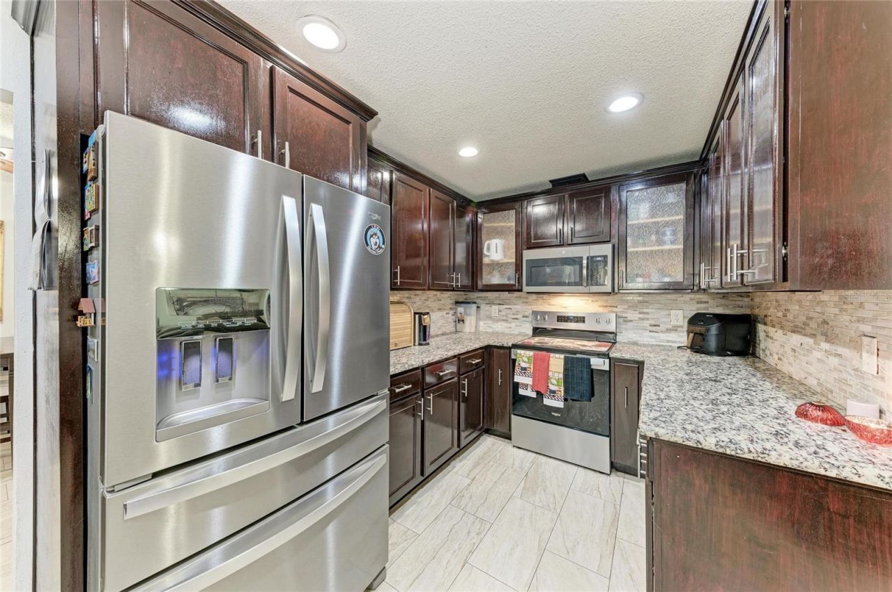 1520 Sunnyhills Drive, Brandon, FL 33510 Photo
