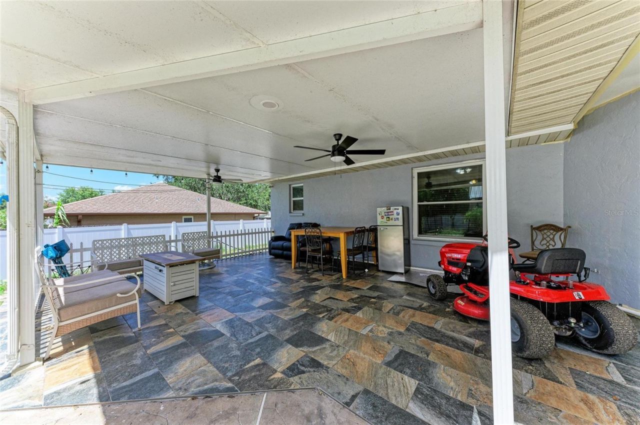 1520 Sunnyhills Drive, Brandon, FL 33510 Photo