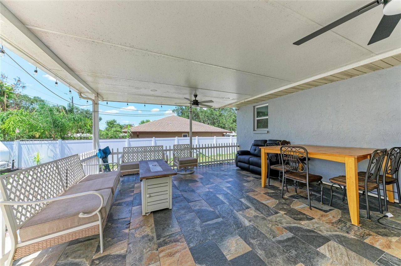 1520 Sunnyhills Drive, Brandon, FL 33510 Photo