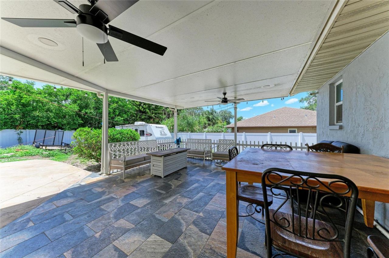 1520 Sunnyhills Drive, Brandon, FL 33510 Photo