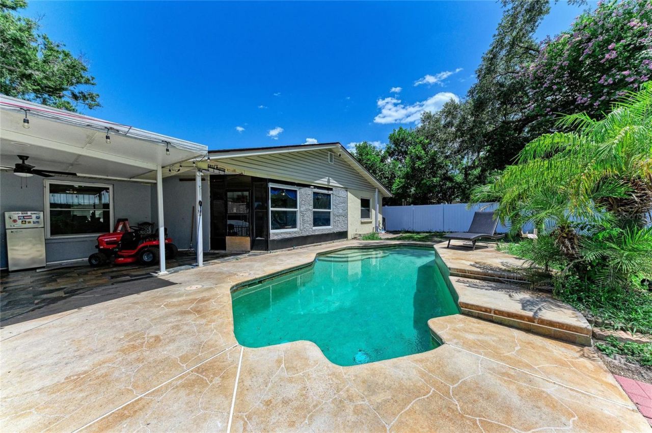 1520 Sunnyhills Drive, Brandon, FL 33510 Photo