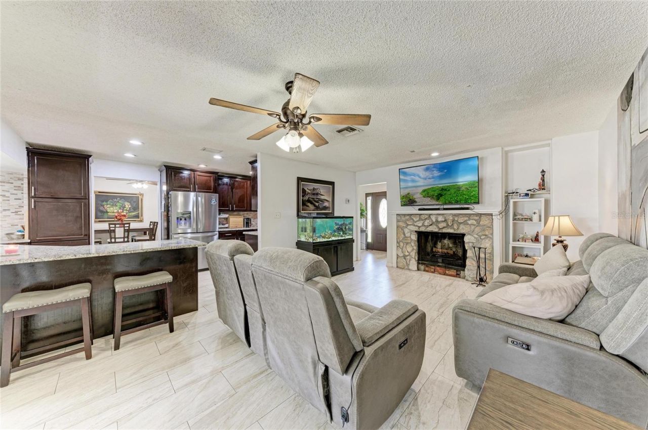 1520 Sunnyhills Drive, Brandon, FL 33510 Photo