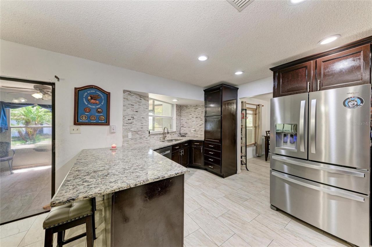 1520 Sunnyhills Drive, Brandon, FL 33510 Photo