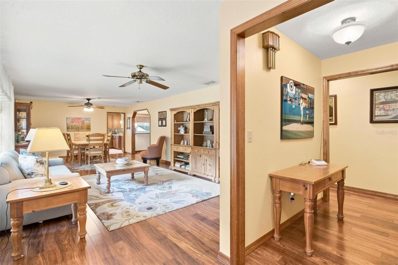 38700 Lakeview Drive , Lady Lake, FL 32159 Photo
