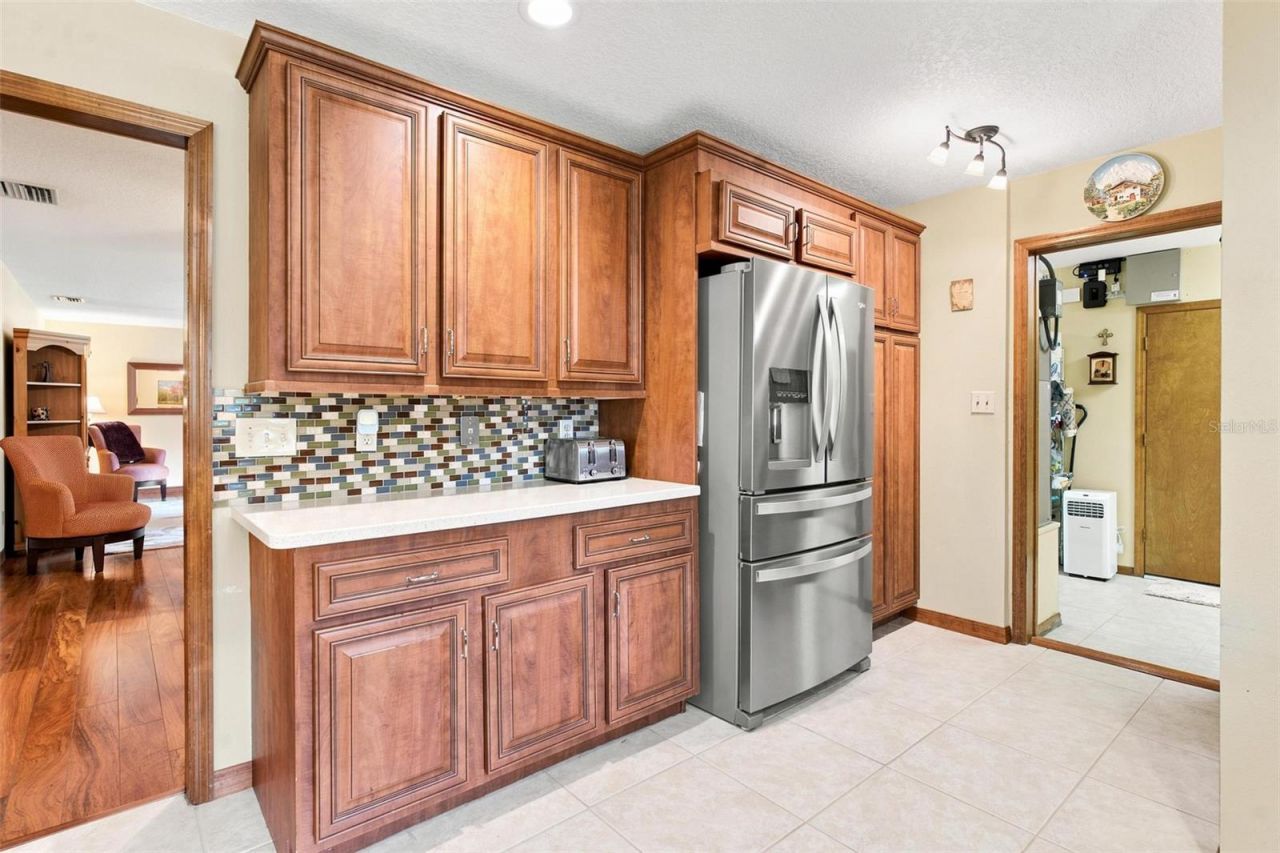 38700 Lakeview Drive , Lady Lake, FL 32159 Photo