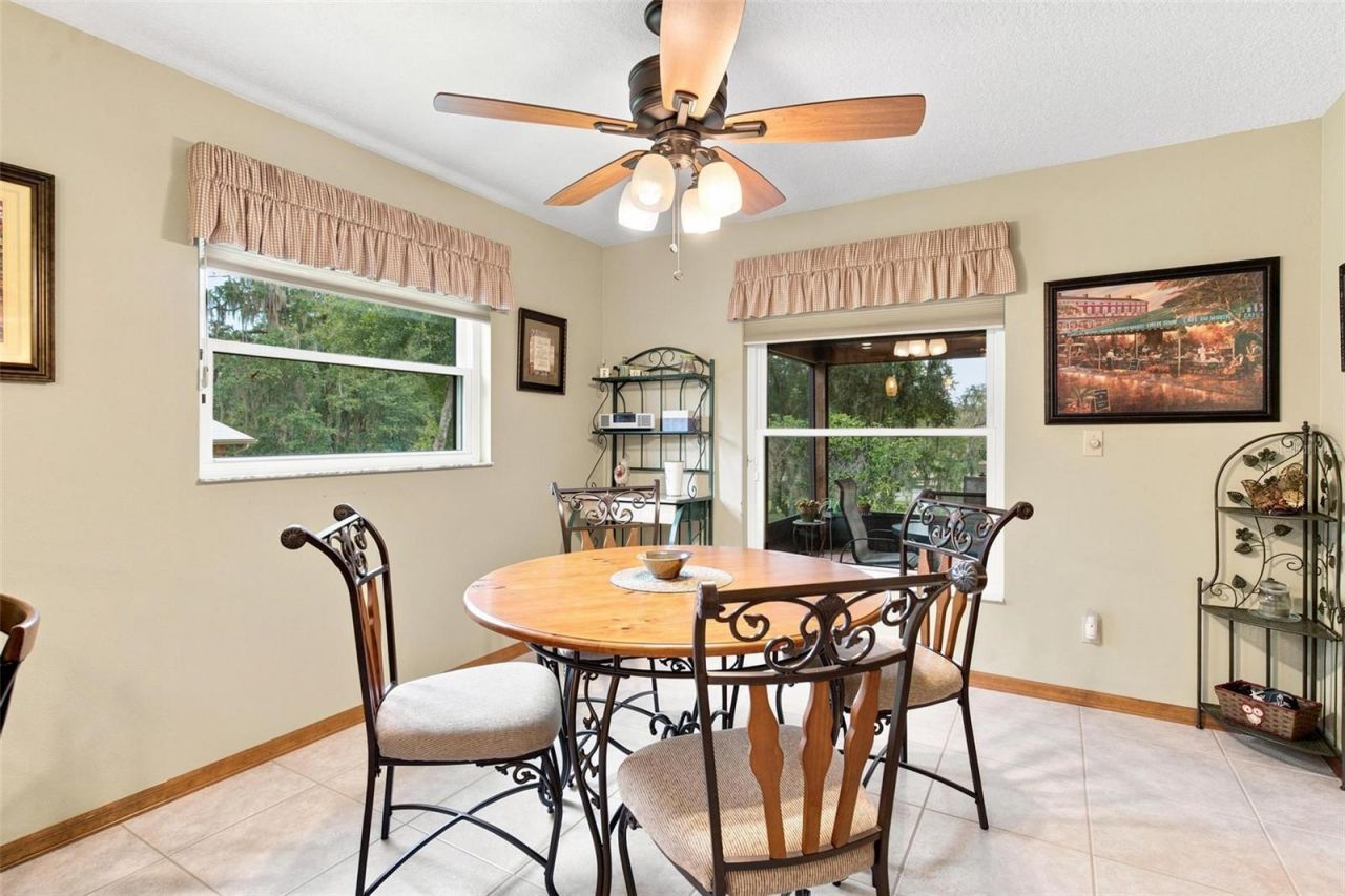 38700 Lakeview Drive , Lady Lake, FL 32159 Photo