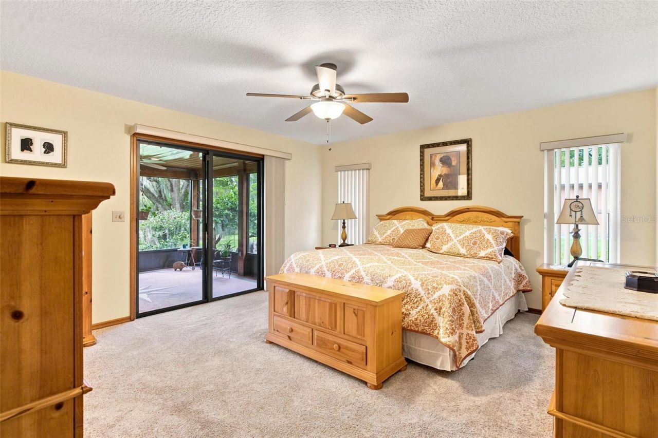 38700 Lakeview Drive , Lady Lake, FL 32159 Photo