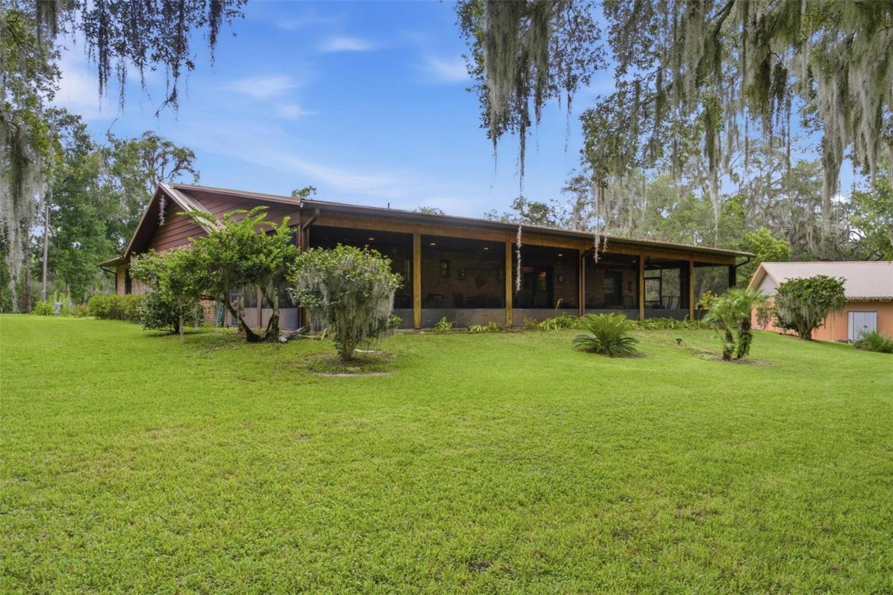38700 Lakeview Drive , Lady Lake, FL 32159 Photo