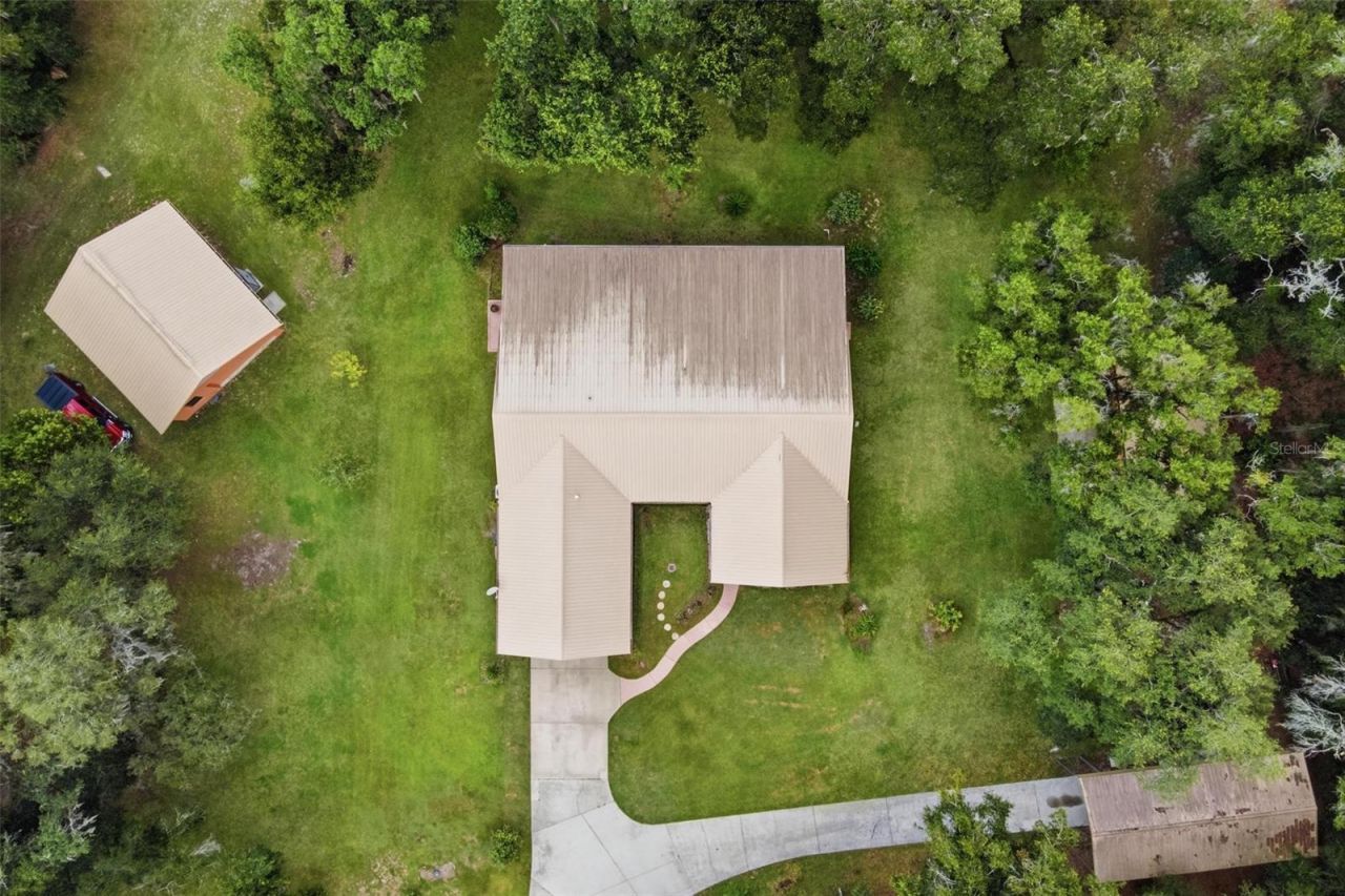 38700 Lakeview Drive , Lady Lake, FL 32159 Photo
