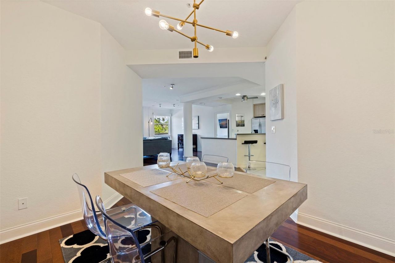750 4th Avenue S, Unit 305D, Saint Petersburg, FL 33701 Photo