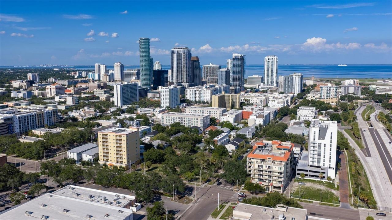 750 4th Avenue S, Unit 305D, Saint Petersburg, FL 33701 Photo
