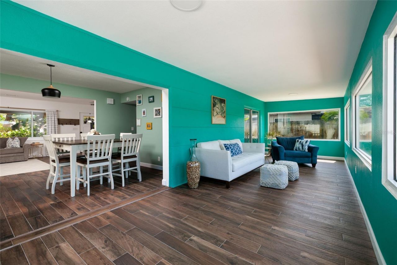 5950 35th Avenue N, Saint Petersburg, FL 33710 Photo
