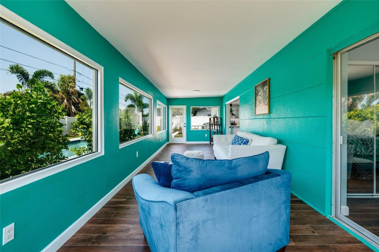 5950 35th Avenue N, Saint Petersburg, FL 33710 Photo