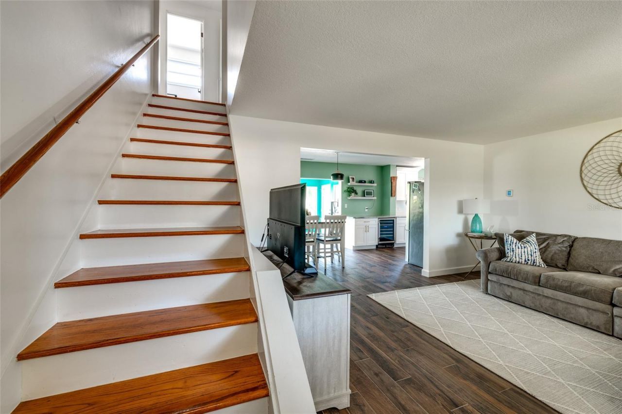 5950 35th Avenue N, Saint Petersburg, FL 33710 Photo