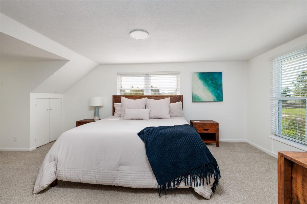 5950 35th Avenue N, Saint Petersburg, FL 33710 Photo