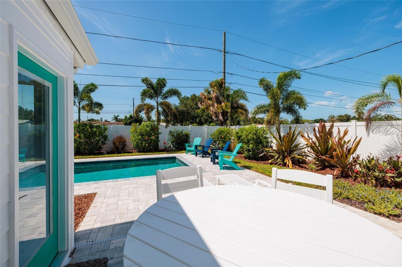 5950 35th Avenue N, Saint Petersburg, FL 33710 Photo