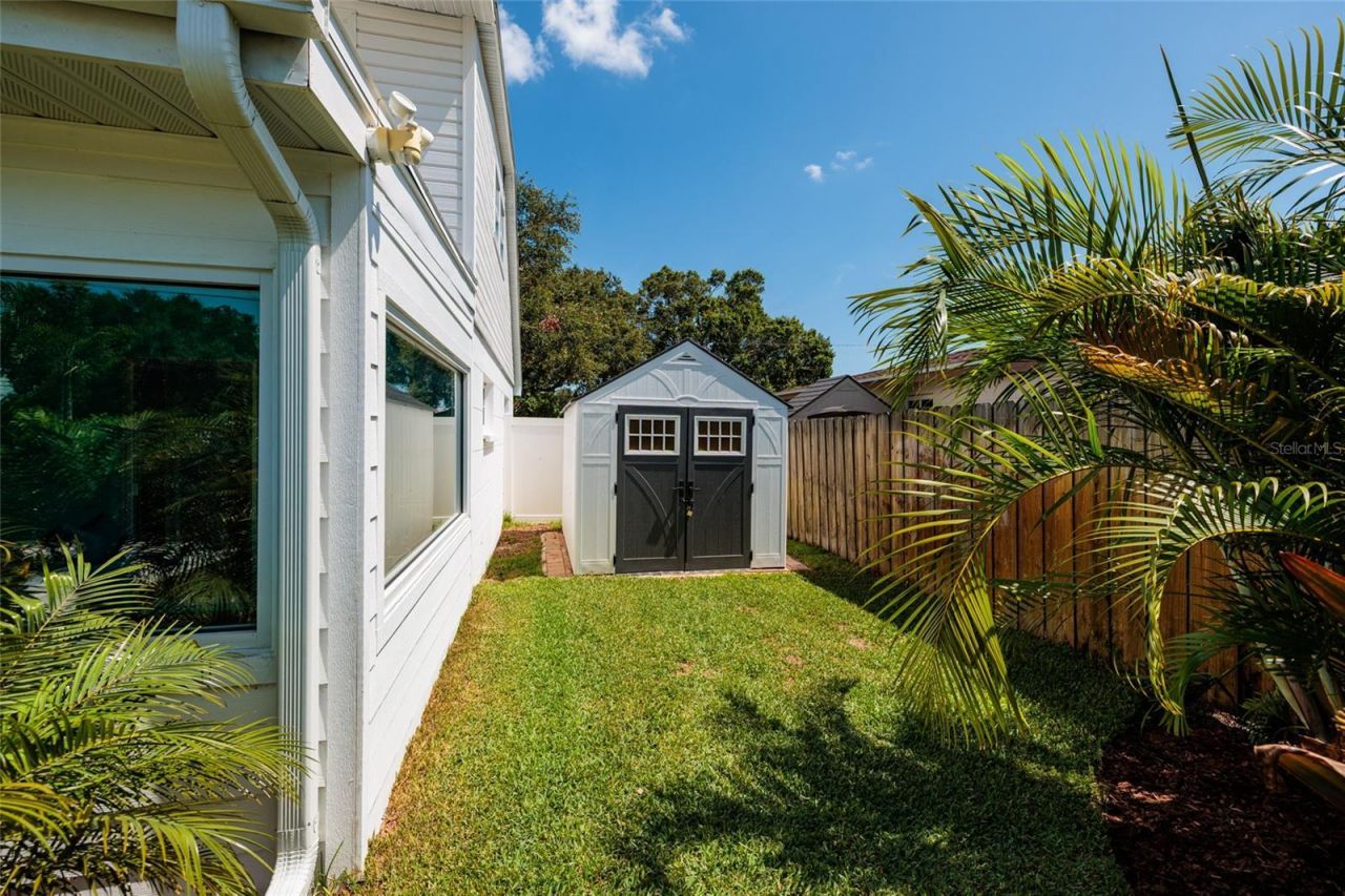 5950 35th Avenue N, Saint Petersburg, FL 33710 Photo