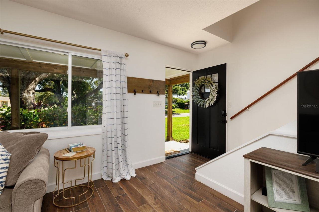 5950 35th Avenue N, Saint Petersburg, FL 33710 Photo