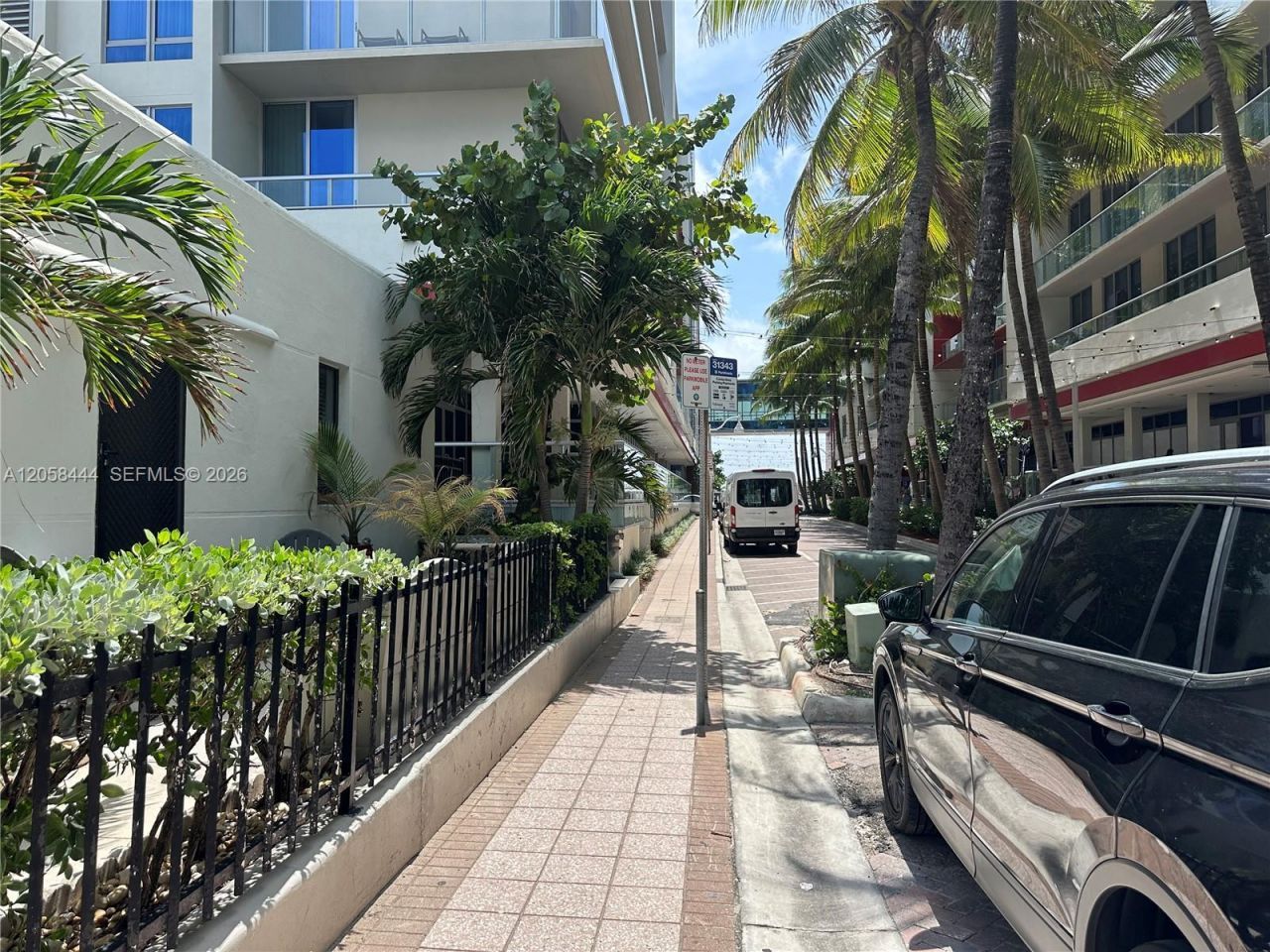 323 Fillmore St , Unit 10, Hollywood, FL 33019 Photo