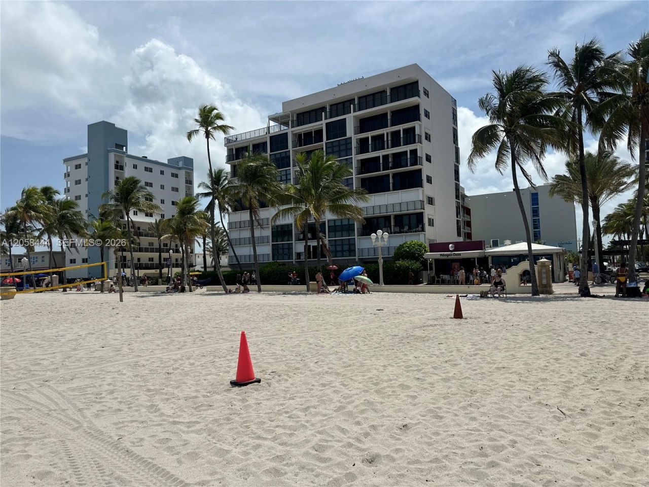 323 Fillmore St , Unit 10, Hollywood, FL 33019 Photo