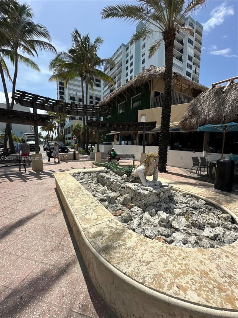 323 Fillmore St , Unit 10, Hollywood, FL 33019 Photo