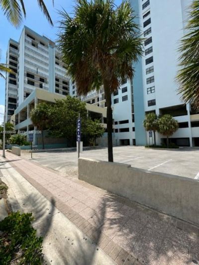 323 Fillmore St , Unit 10, Hollywood, FL 33019 Photo