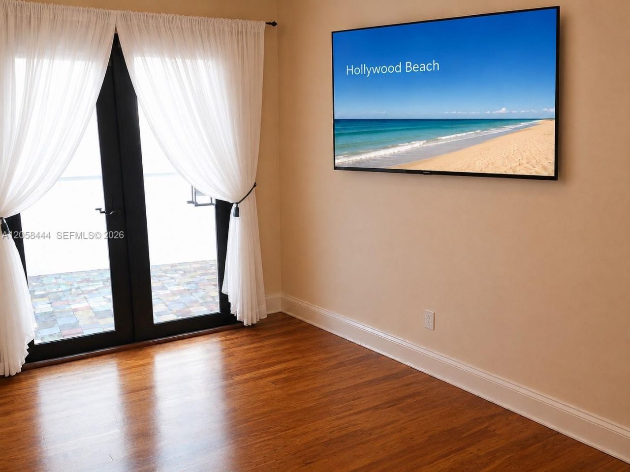 323 Fillmore St , Unit 10, Hollywood, FL 33019 Photo